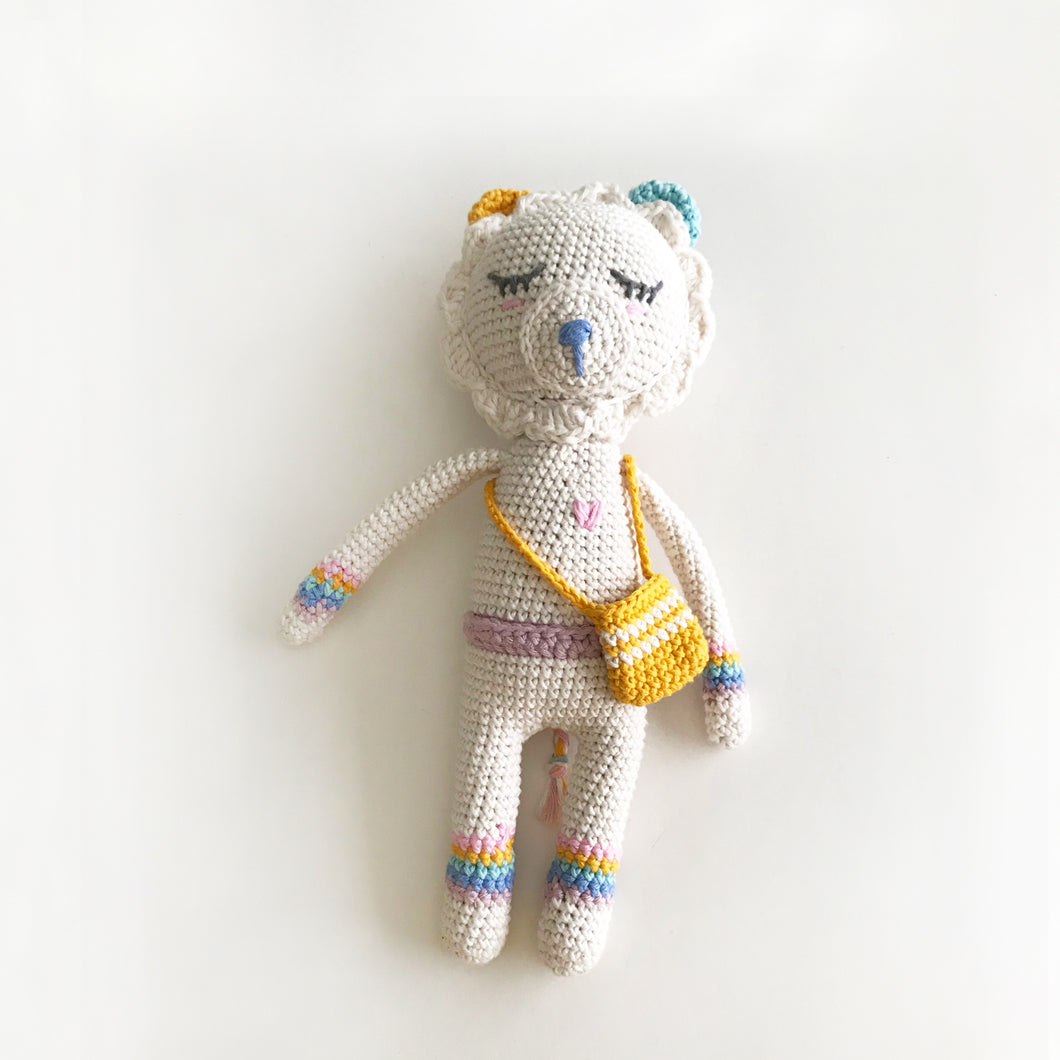 Lion / Yellow tote bag